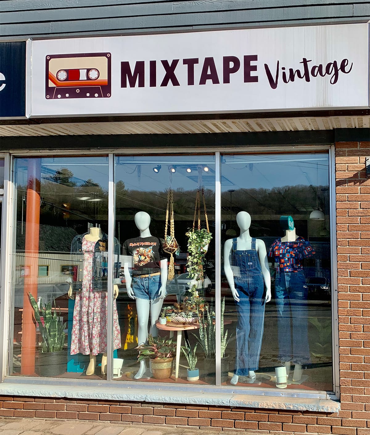 Mixtape Vintage store exterior